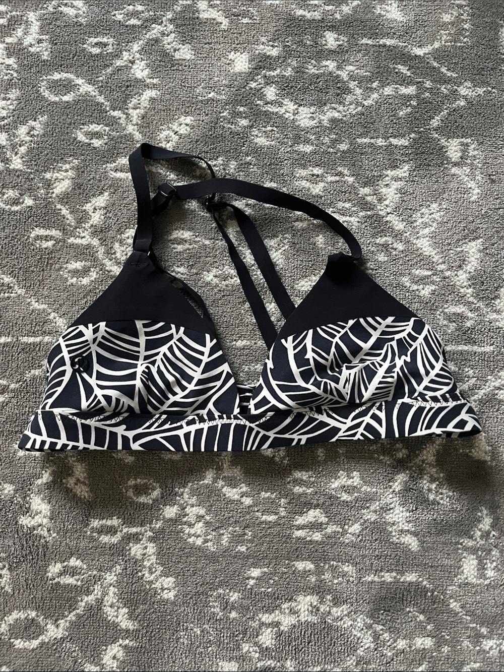 Lululemon Shanti Surf Sport Black & White Leaf Print Bikini Top